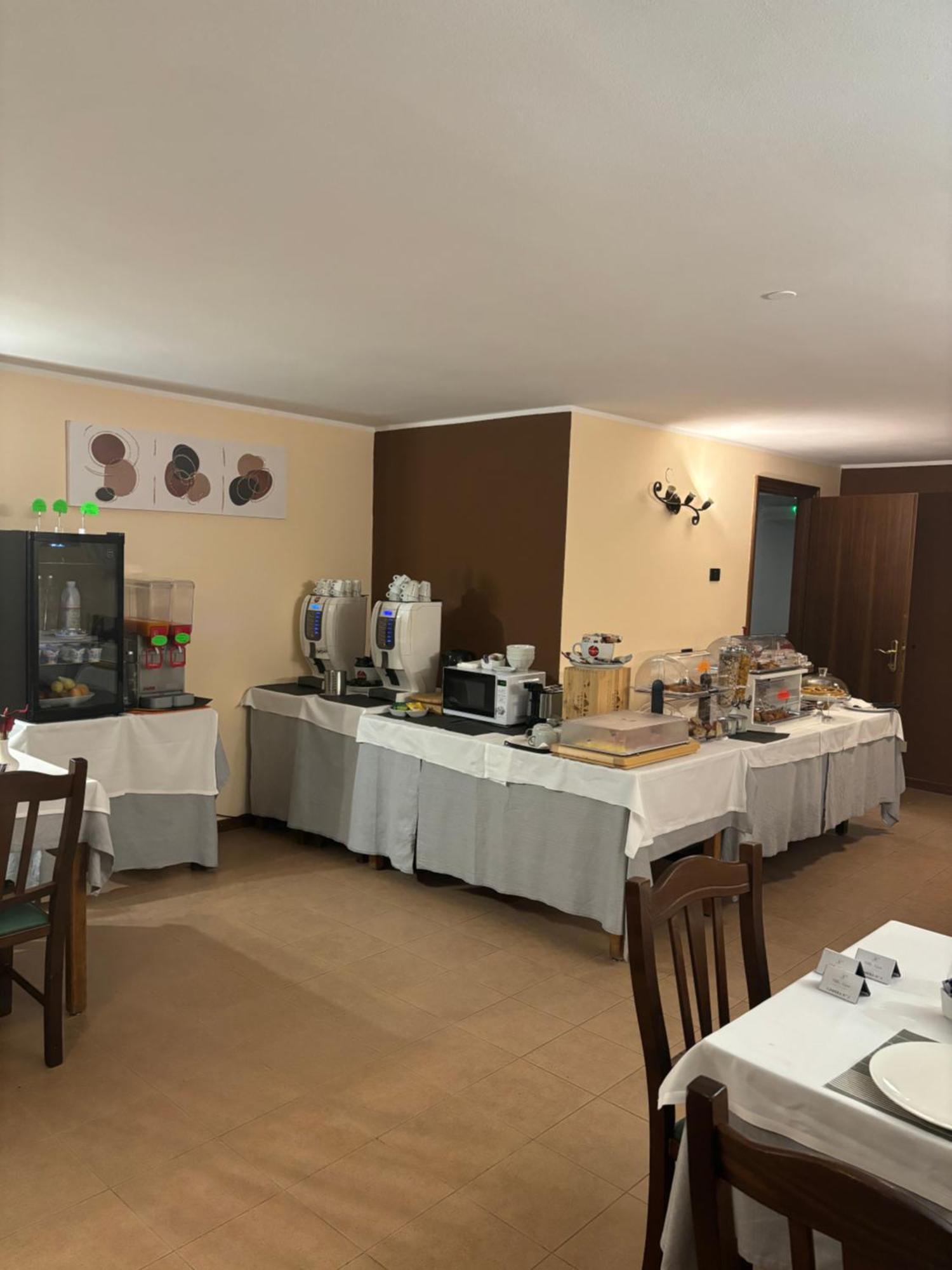 Villa Nasti Hotel Ristorante Canzo Exterior photo